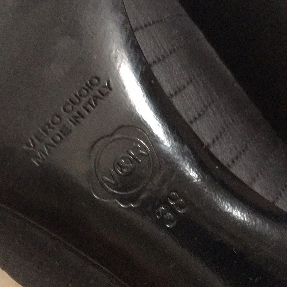 Victor & Rolf Heels - Picture 5 of 7